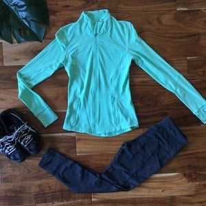 Lululemon Jacket in Mint Green
